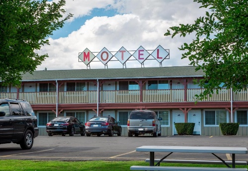 Swiss Holiday Lodge image 8